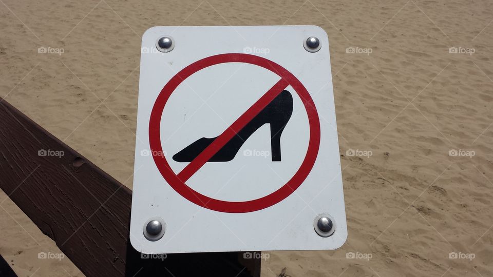 No Heels. no heels on the pier