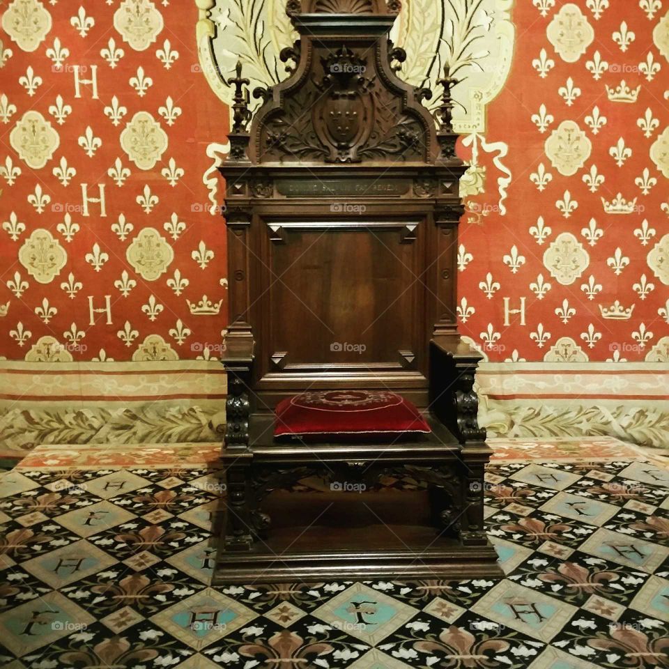 Loire Valley throne