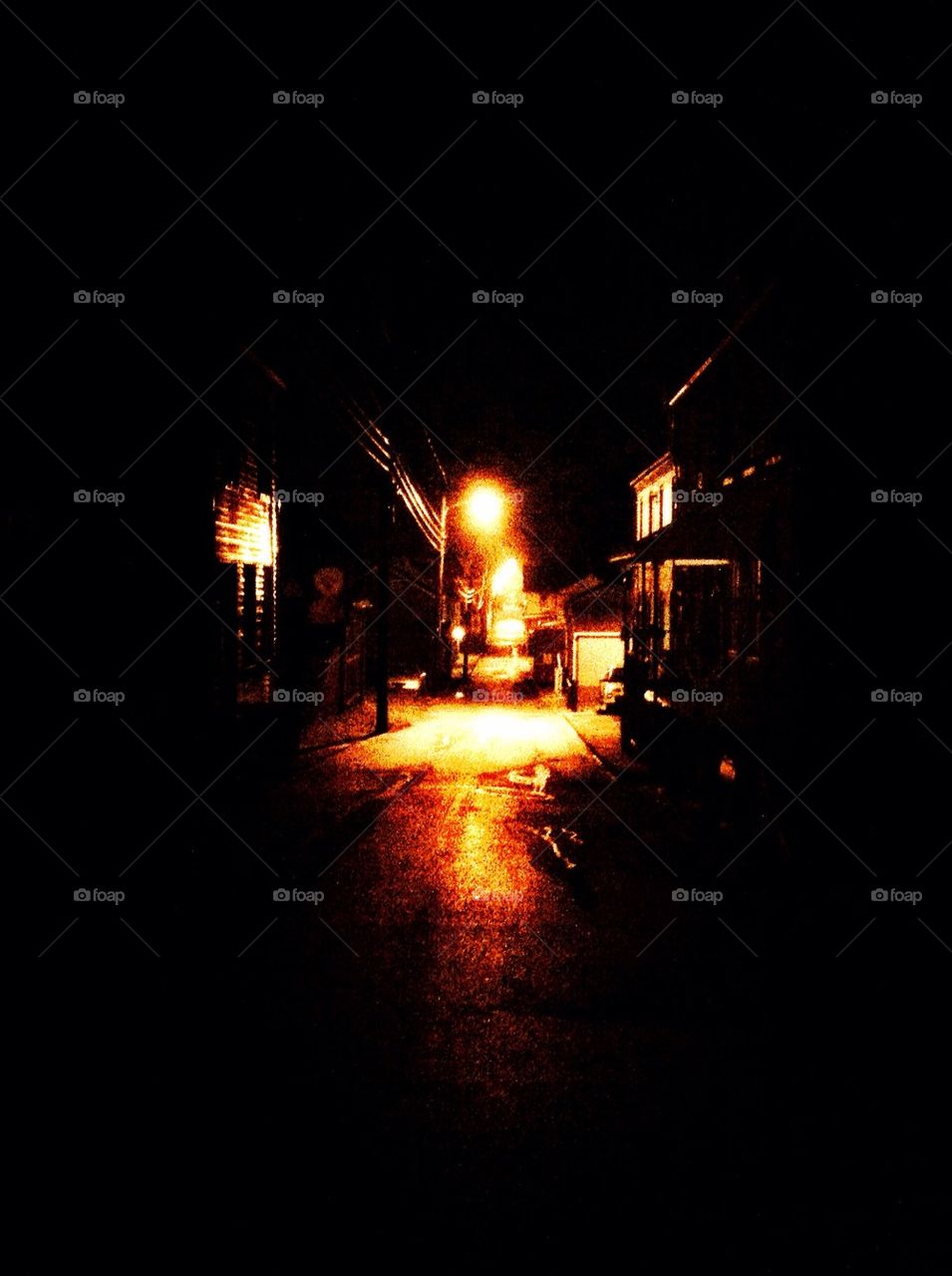 Night time/dark alley