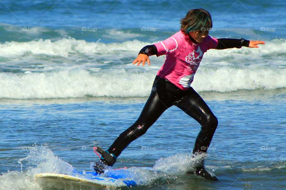 Staying in shape means surfing! We go every year for a family trip and the girls surf, we play in the waves & on the beach and enjoy being together! 🏄‍♀️