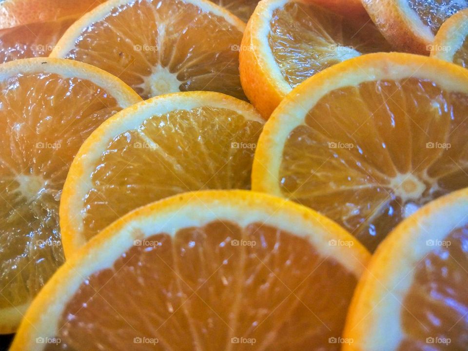 "Multiverse" slices of fresh oranges