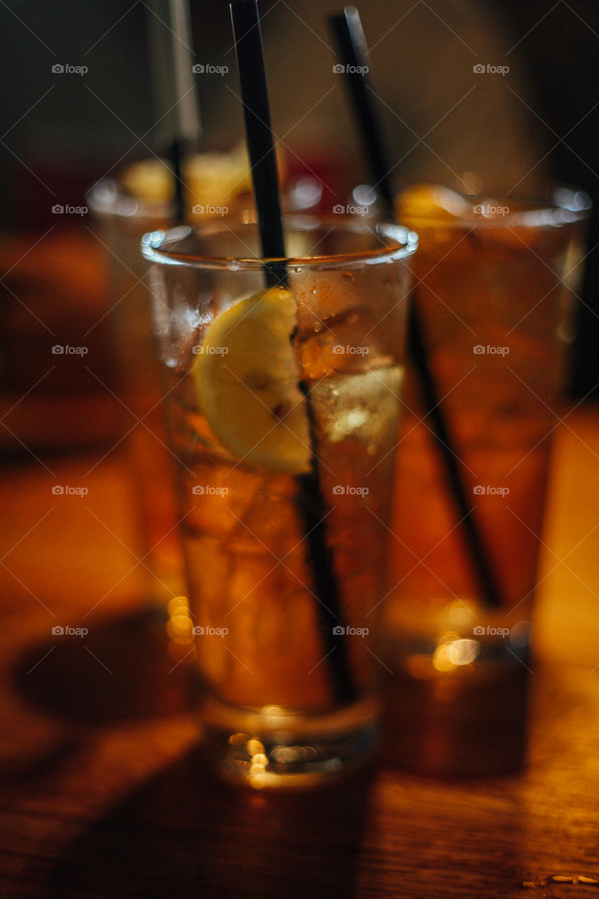 Long Island Iced Tea, drinks, restaurant, straw, lemon, 