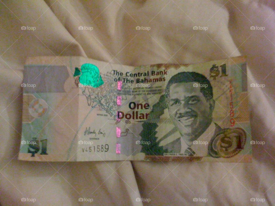 Bahamian $1 bill 
