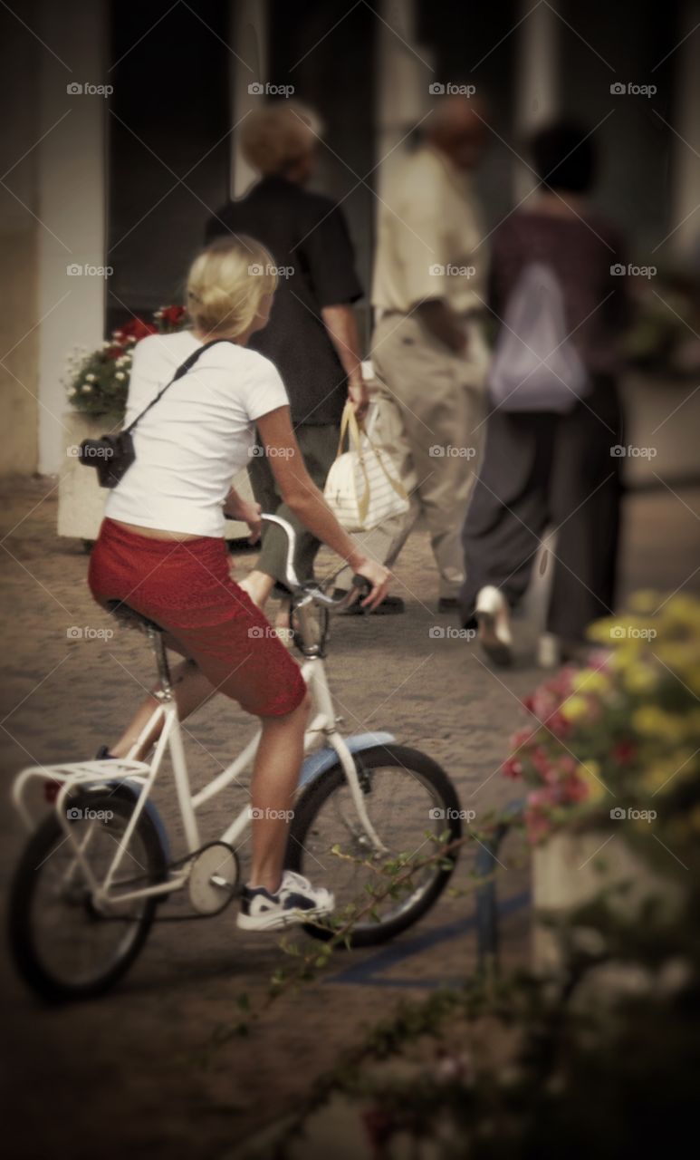 Cyclist . Woman