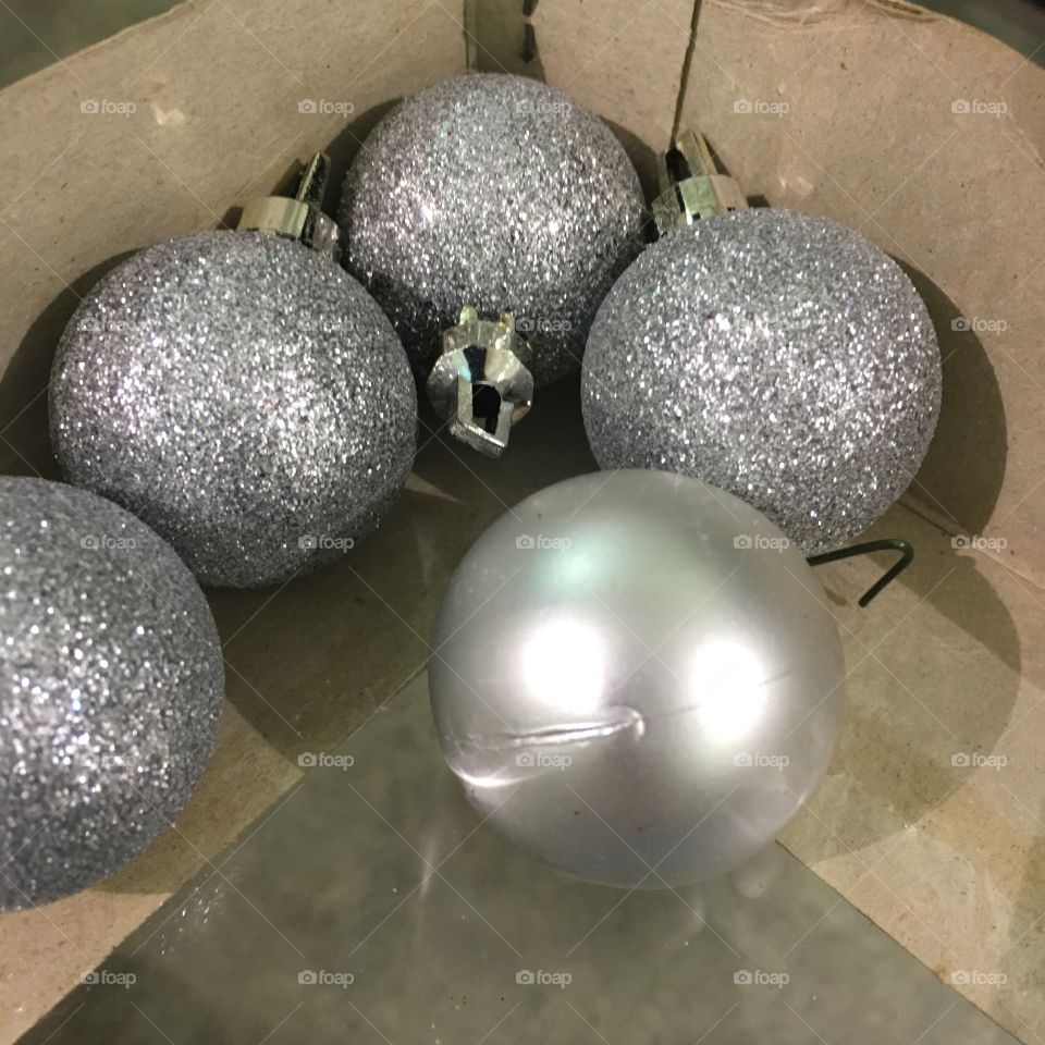 Gray Christmas tree bulbs