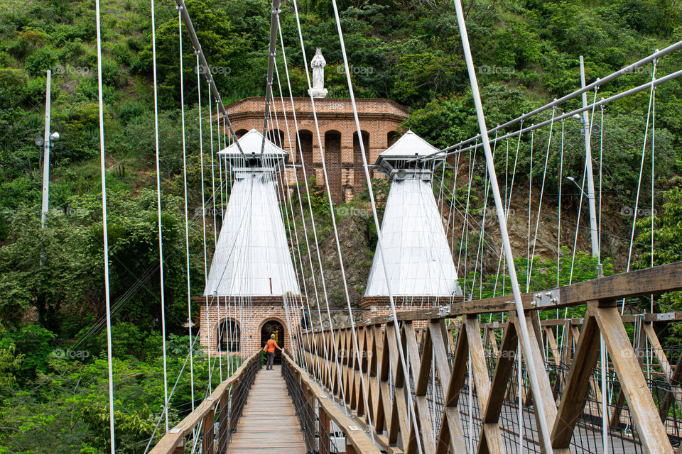 Puente de occidente