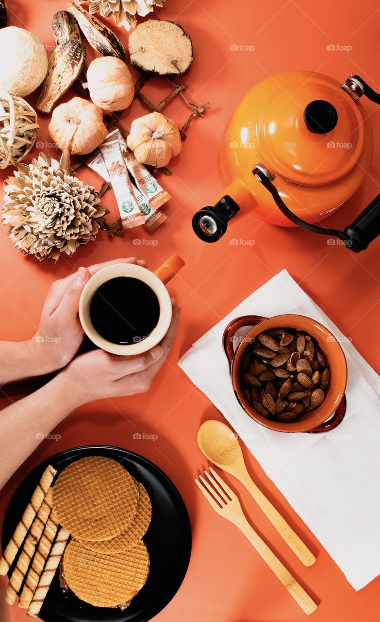 An autumn inspired flatlay. Been wanting to do this! So happy I was able to do it! I’m so happy with the output.