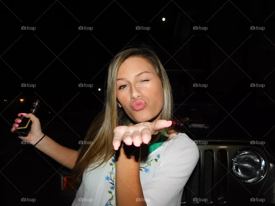 Kisses<33