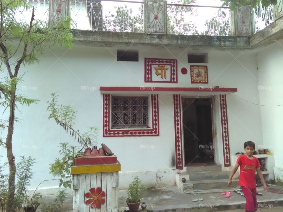 This is my home and very nice played children's.