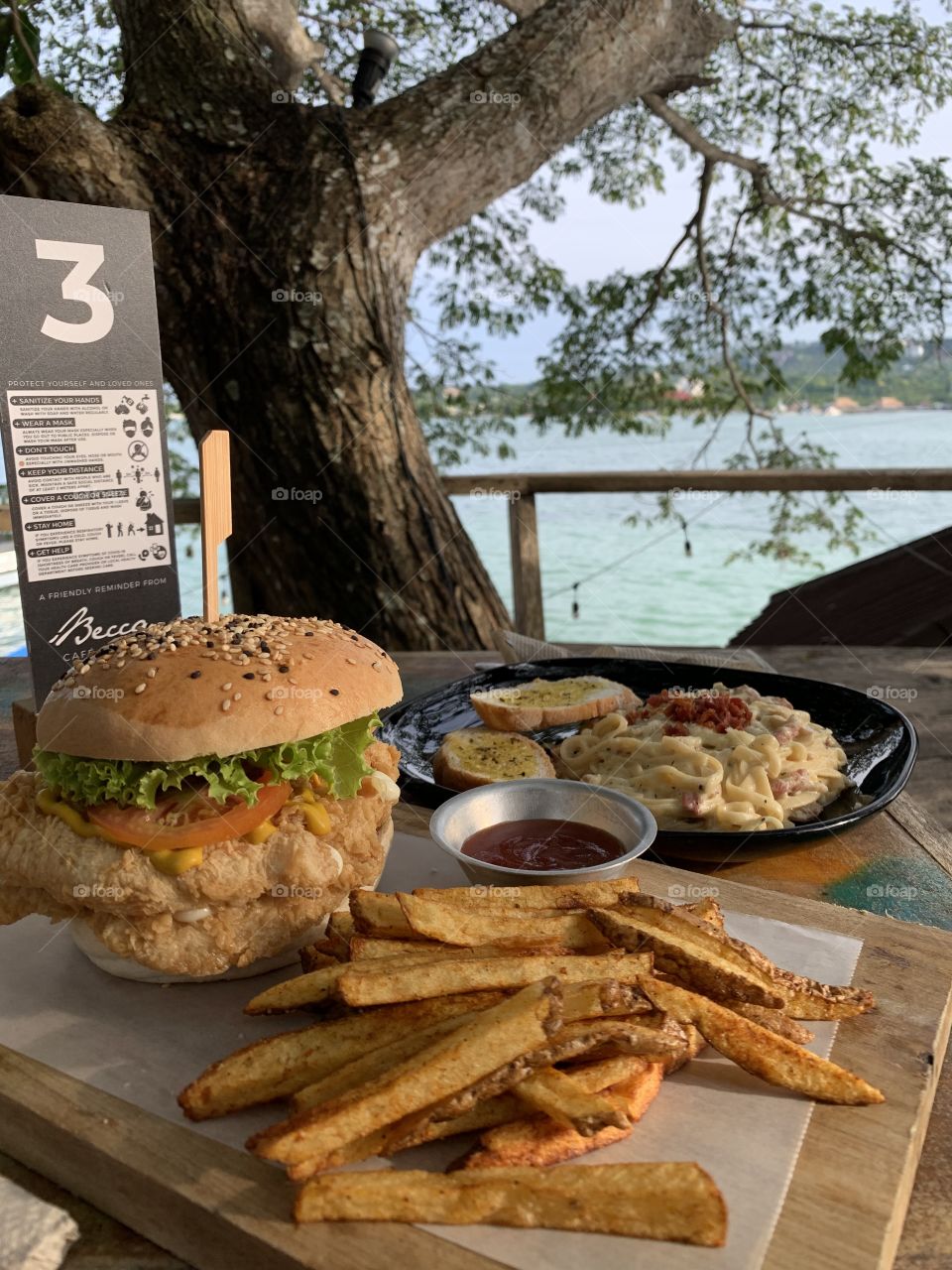 Burger and fries 