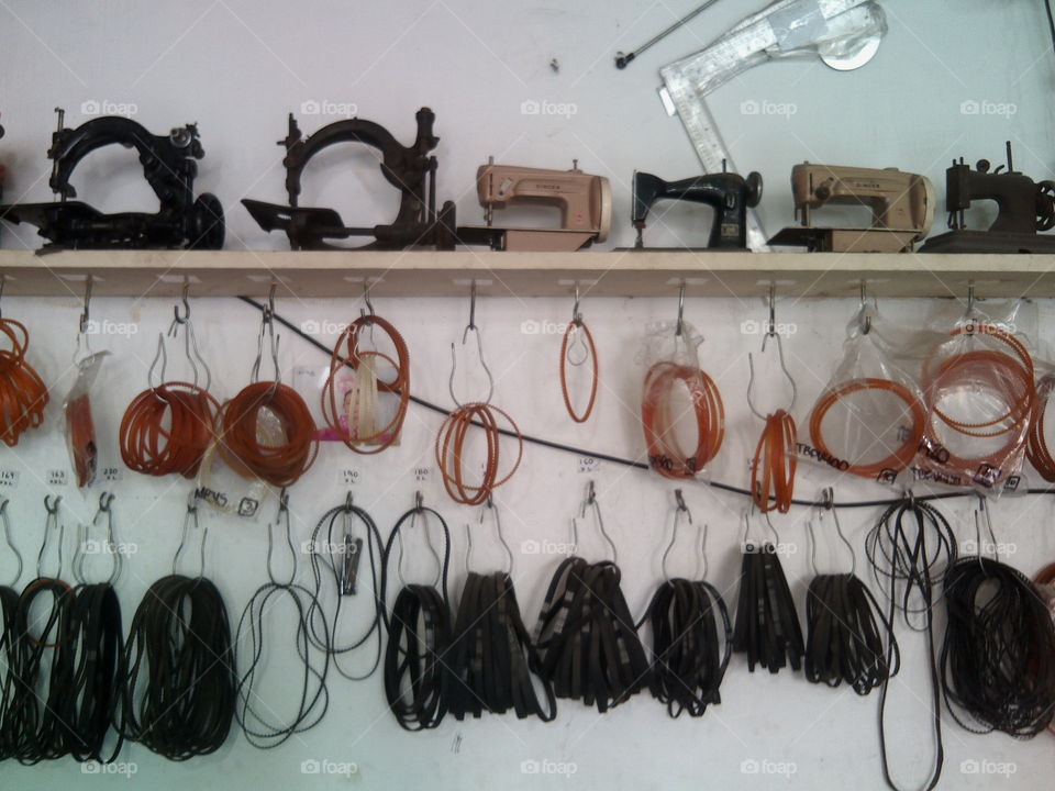 Sewing machines and spare parts for optimum performance