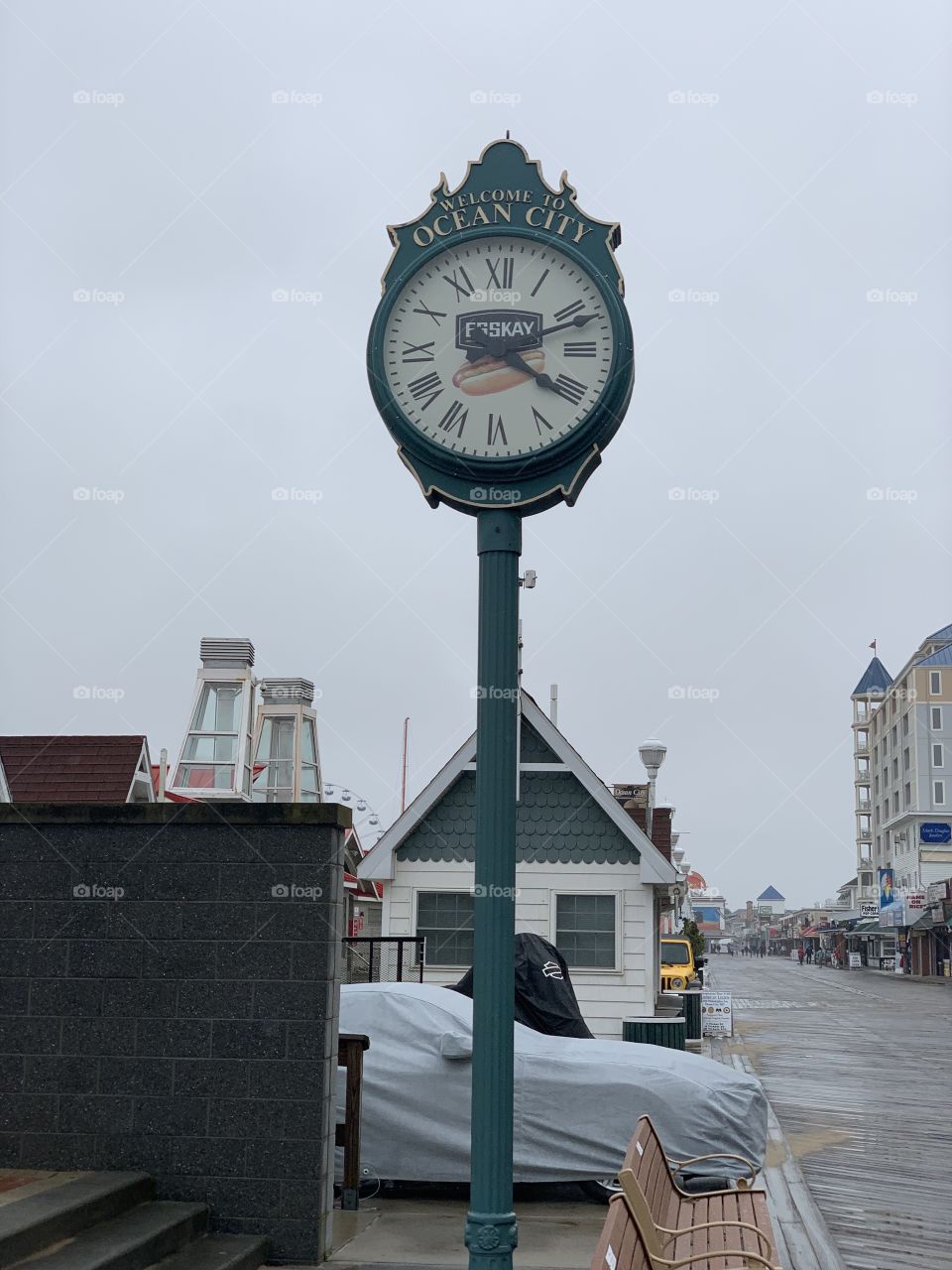 Ocean city clock 