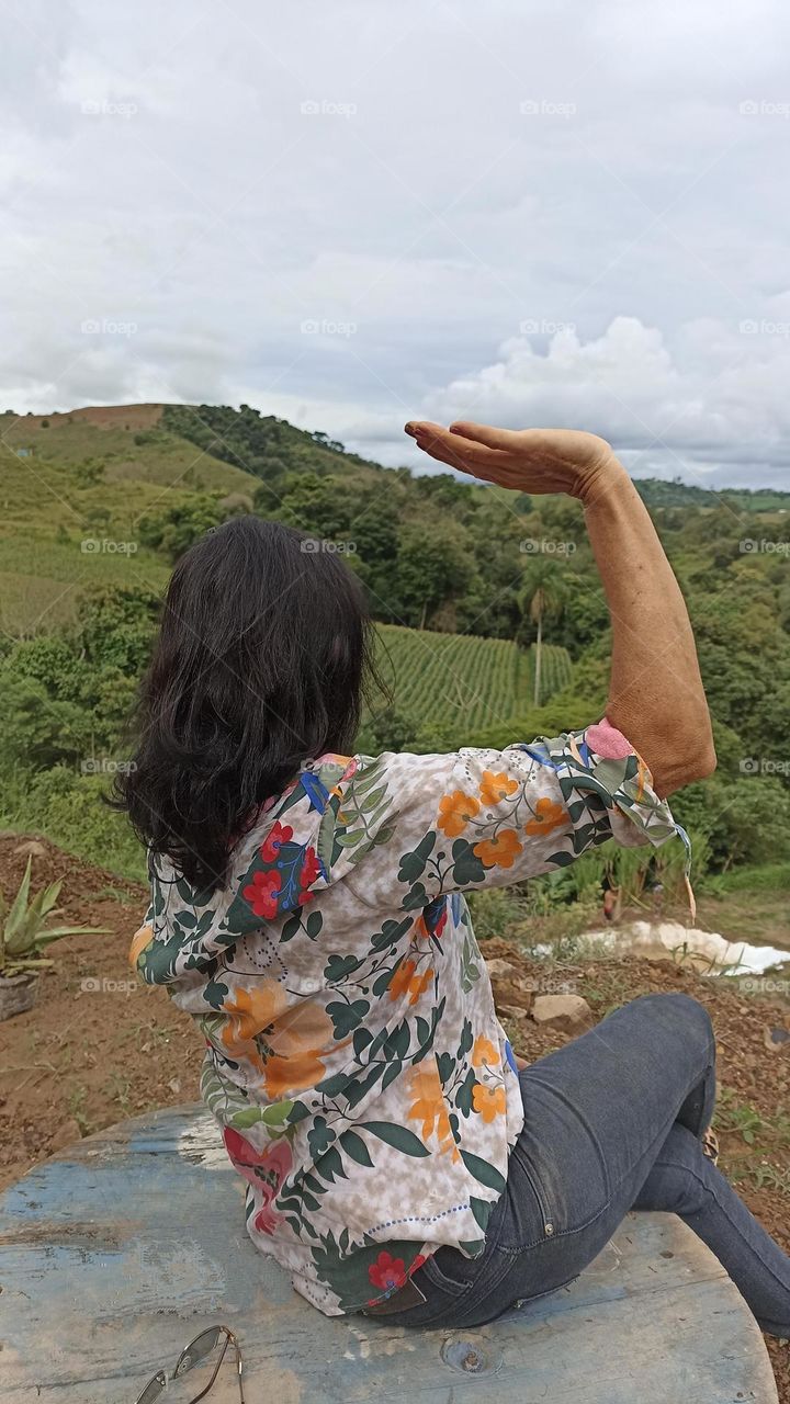 Girl with cloud in hand