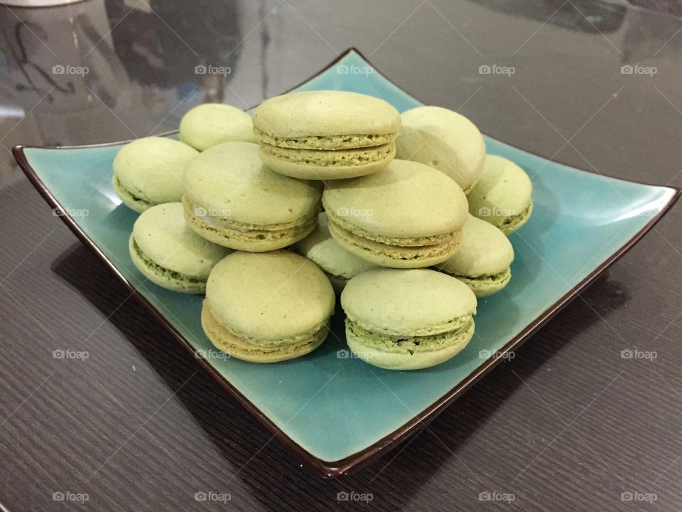 Green tea flavor macarons, French macarons, dessert, homemade, baking, green, sweet, yummy, delicious, plate, table, chef