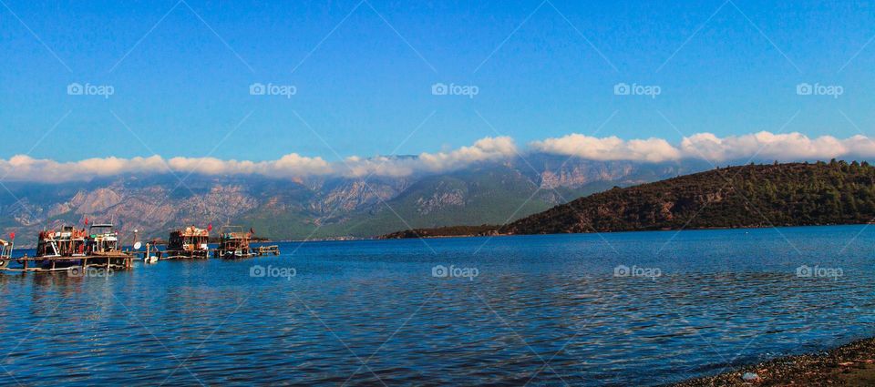 landscape of marmaris. Well there is nothing much of a story here, just found these scenery very beautiful :)