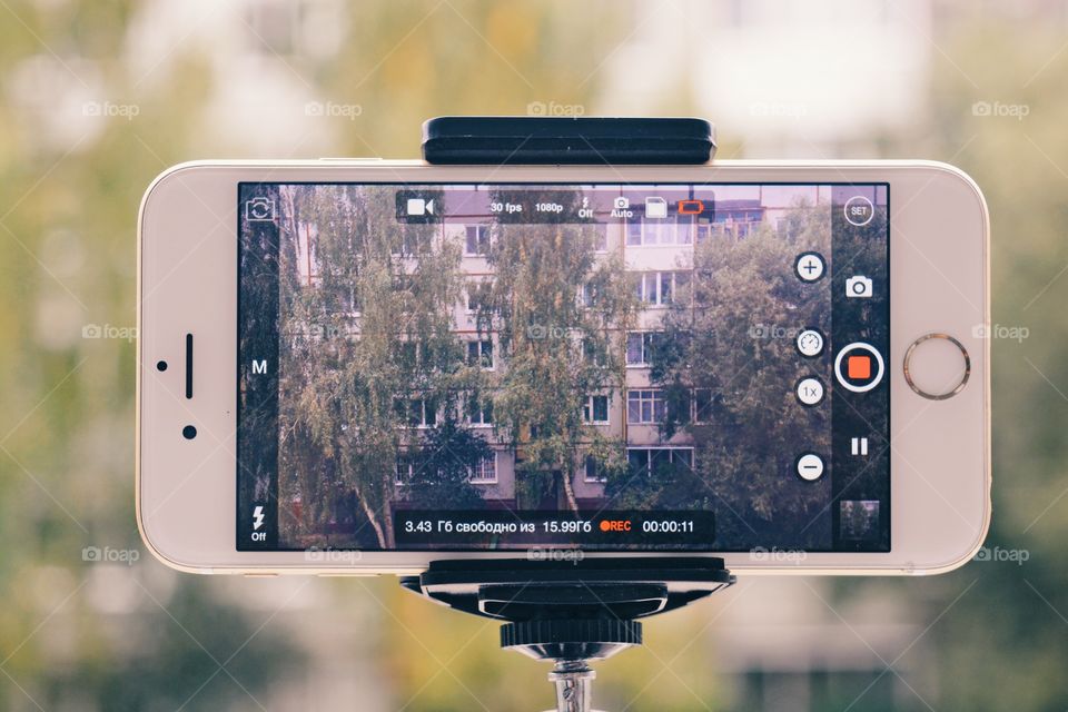 Snapping video with smartphone