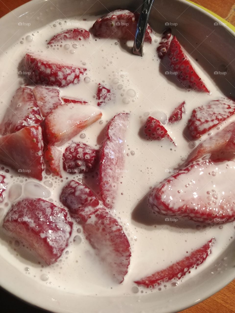 strawberry cream and sugar 😍