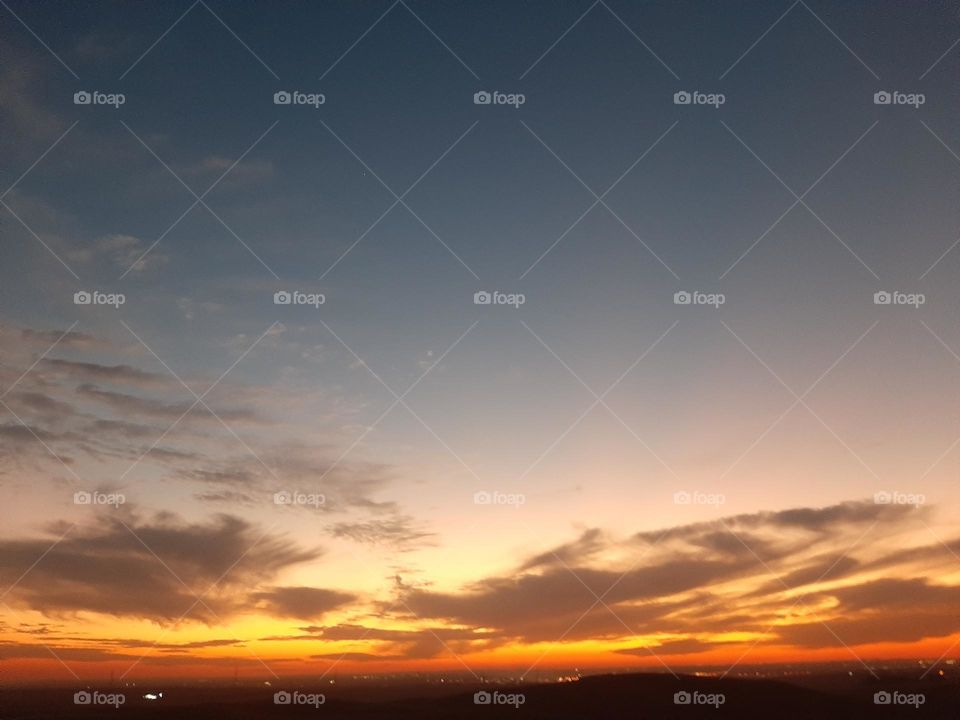 Please, I want you to support me, I need your help, I am poor, I need dollars, please