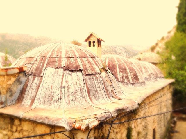 Roof orient