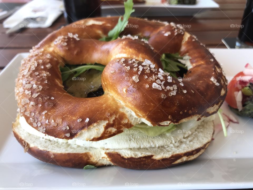 Fresh Brezel Sandwich