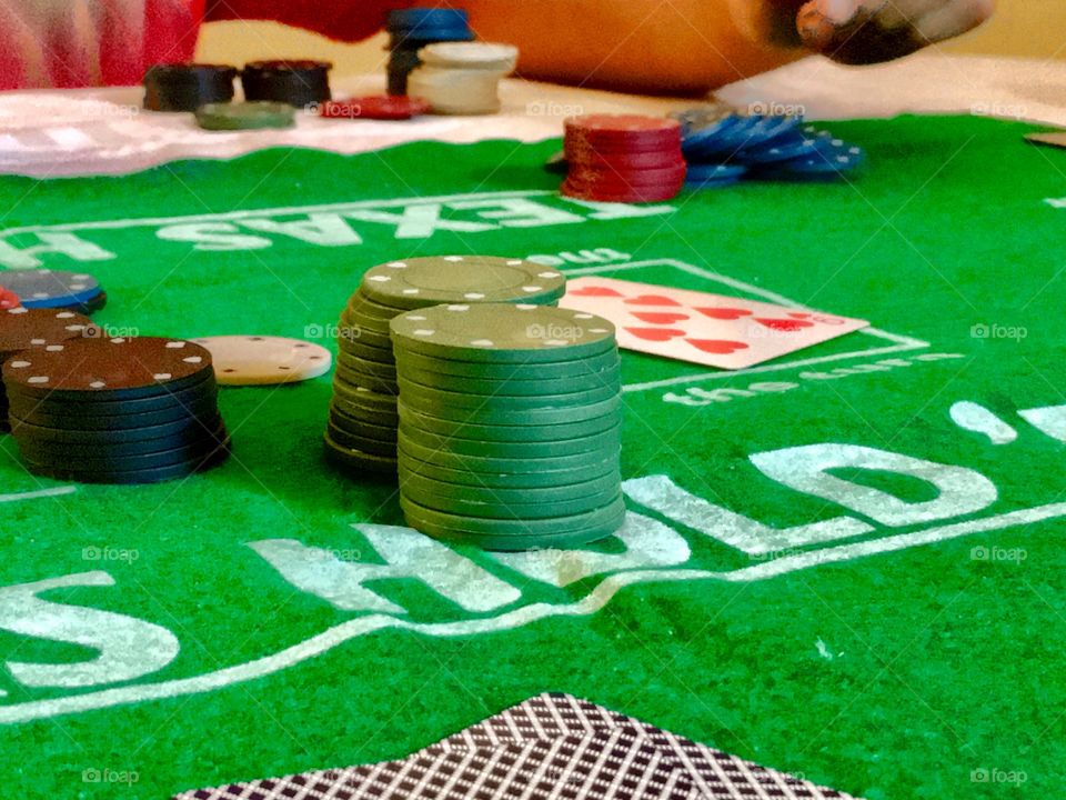 Green felt poker table 