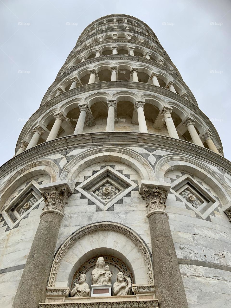 Pisa tower . 