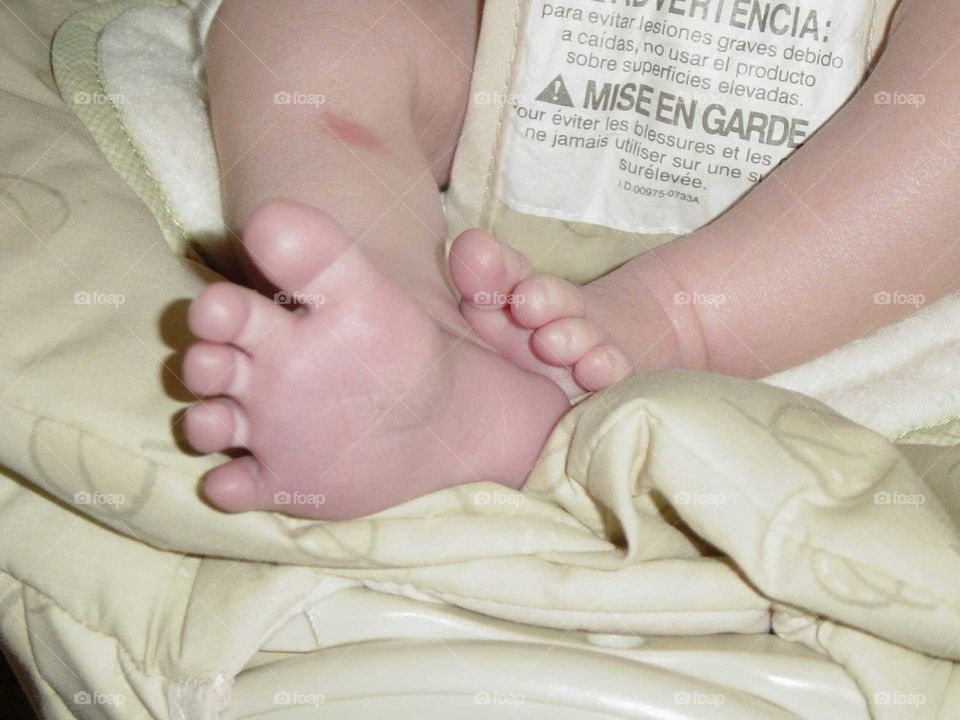 baby feet