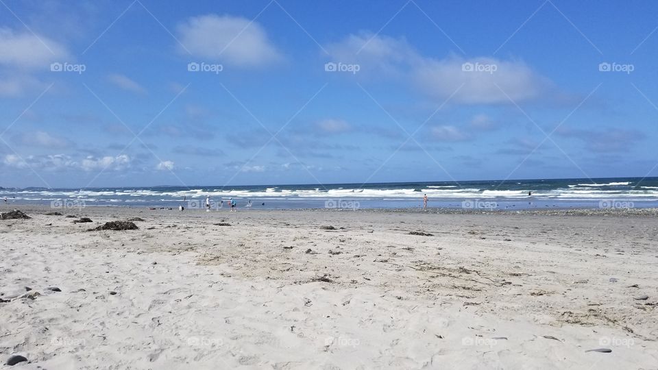 beach, serene, serenity, relaxation, relaxing, relax, peaceful, zen, chill, warm, summer, blue sky, sand, clouds, ocean, sea, vacation, Boston