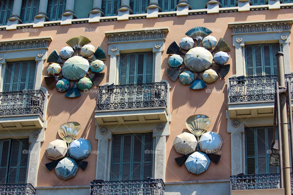 Wall art in Barcelona 