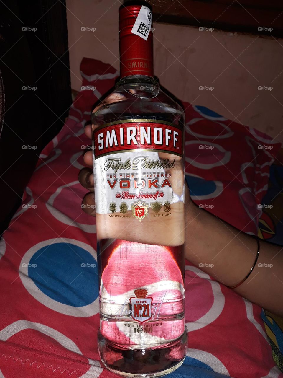 vodka Smirnoff alcohol drinking