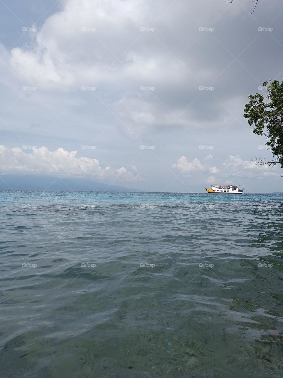 Beautiful scenery of sea and cloud in tropical island