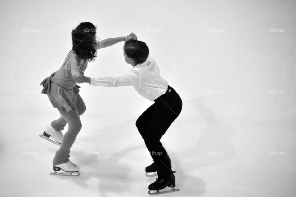 dancers on ice