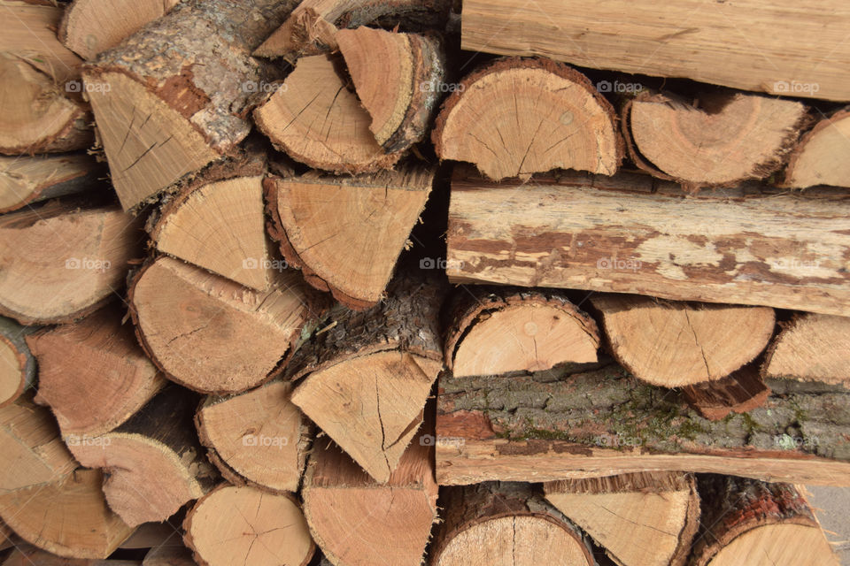 Symmetrical stacked wood for the fireplace