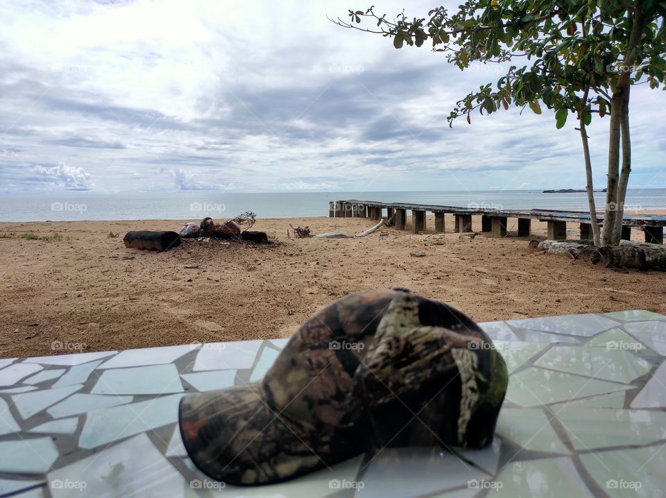 scenery on the beach in the afternoon