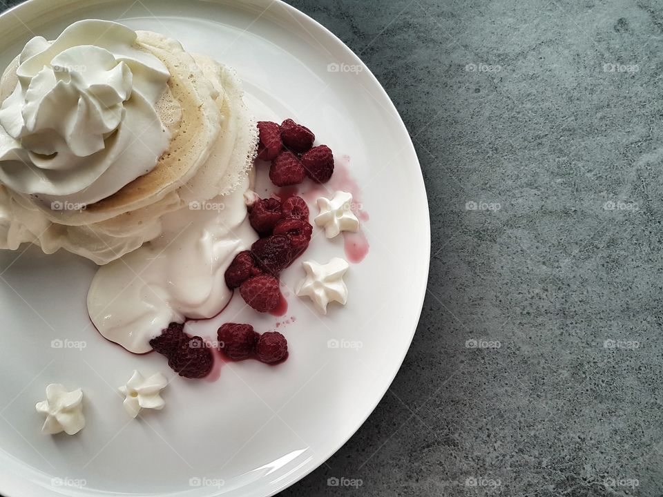 Pancakes and berries