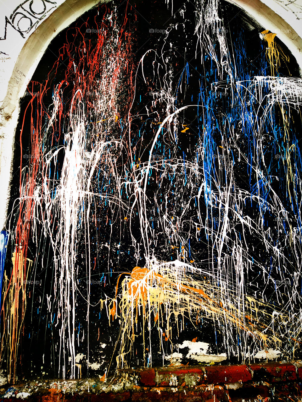 Graffiti with 3D effect.  Bright colors of the author