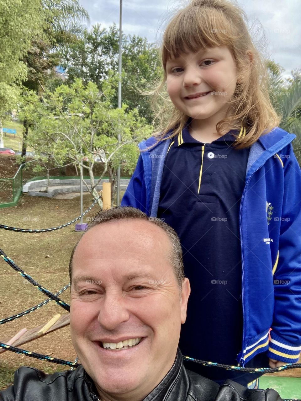 My daughter Tetéia and her charming smile.  I love being a father of girls… and how beautiful she is! /Minha filha Tetéia e seu sorriso encantador. Amo ser pai de meninas… e como ela está linda!