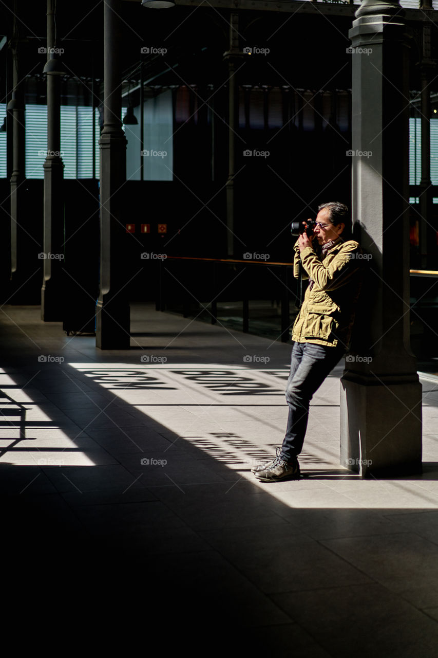 Photographing Lights and Shadows