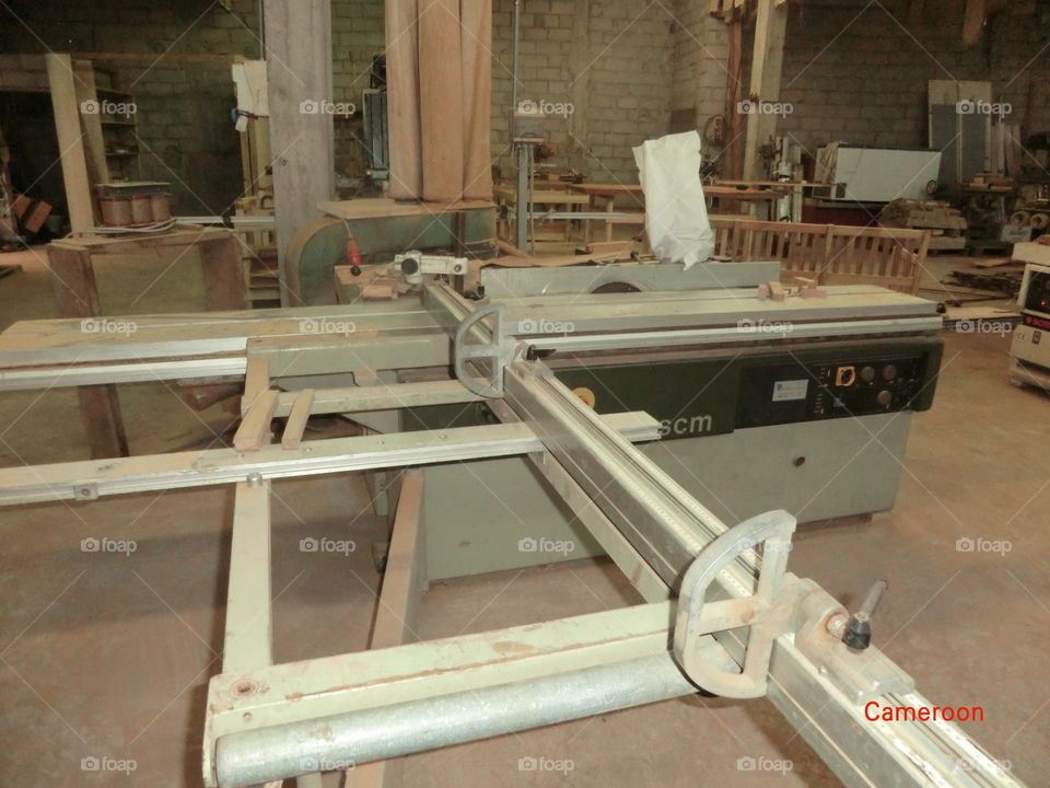 Modern saw machine
