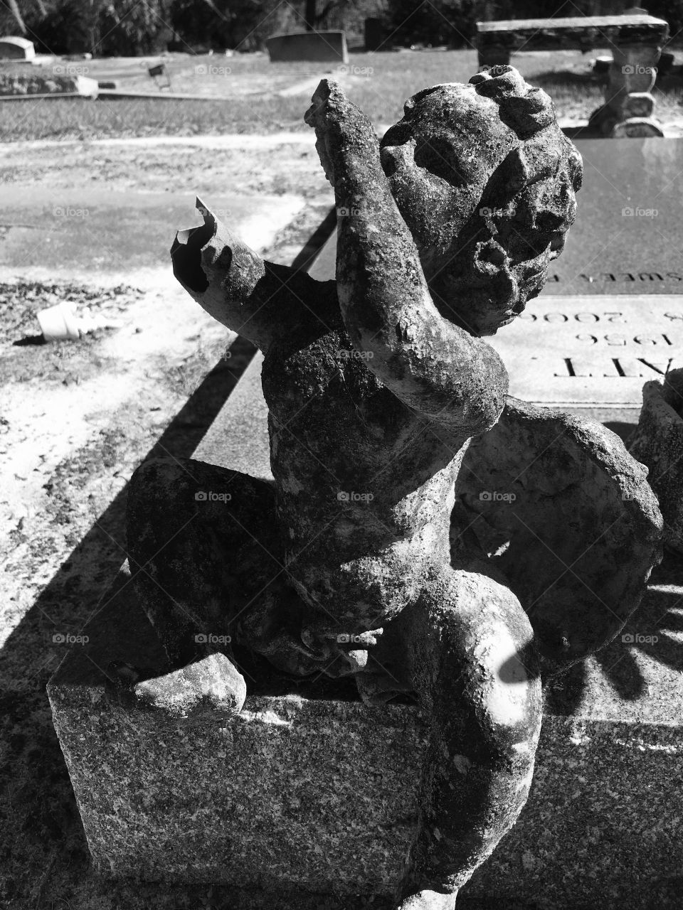 Angel statue at Ocoee Cemetery