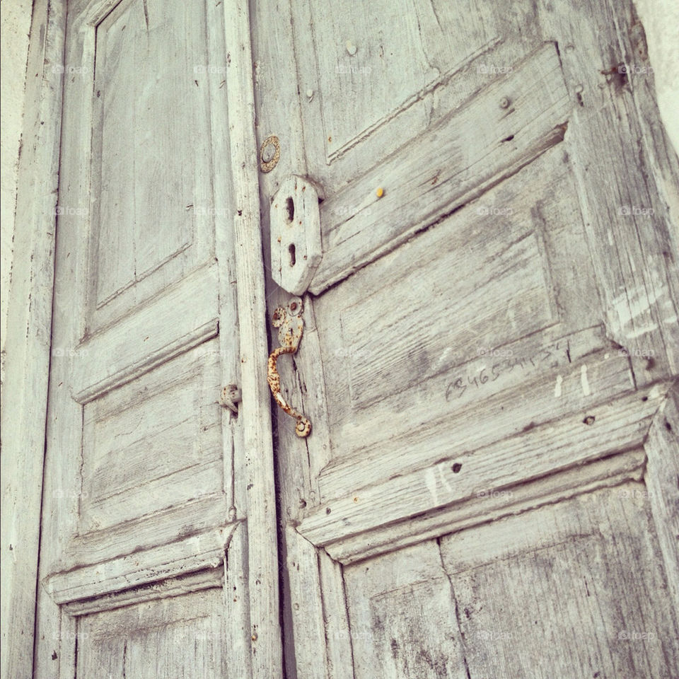 pretty white door broken by krisiknox