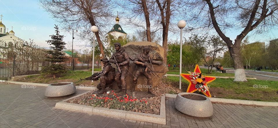 памятник геррям войн