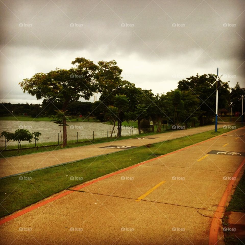 A pista de Atletismo do Parque da Cidade, um complexo de lazer muito bonito e bem estruturado de Jundiaí.