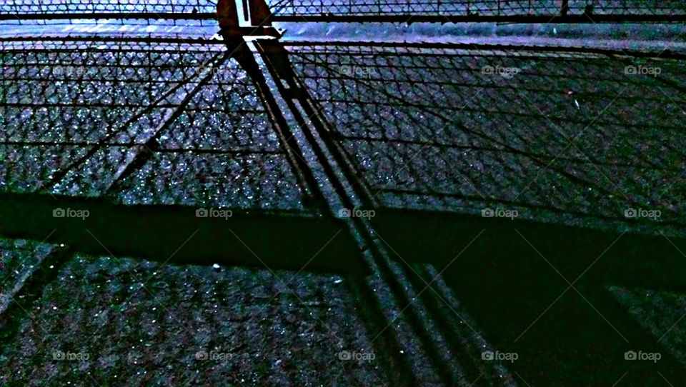Shadow cage