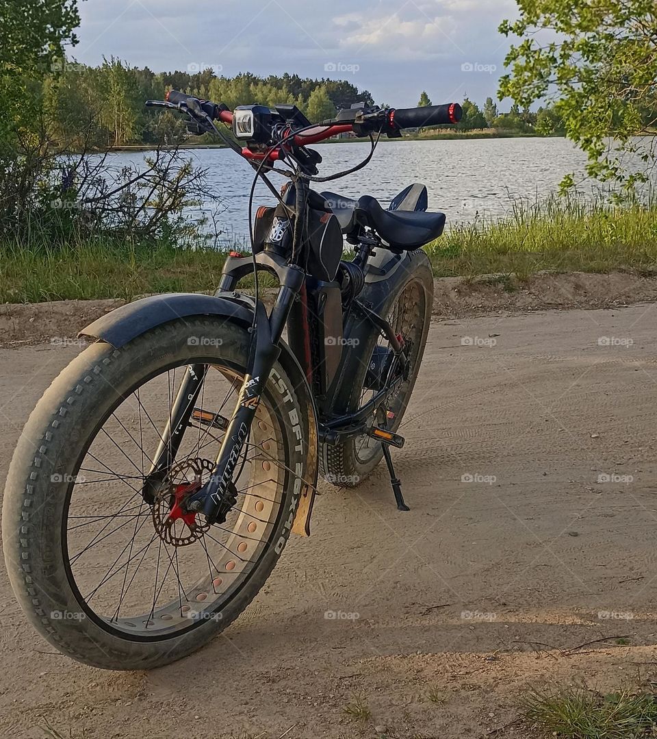 electric motorcycle, summer time