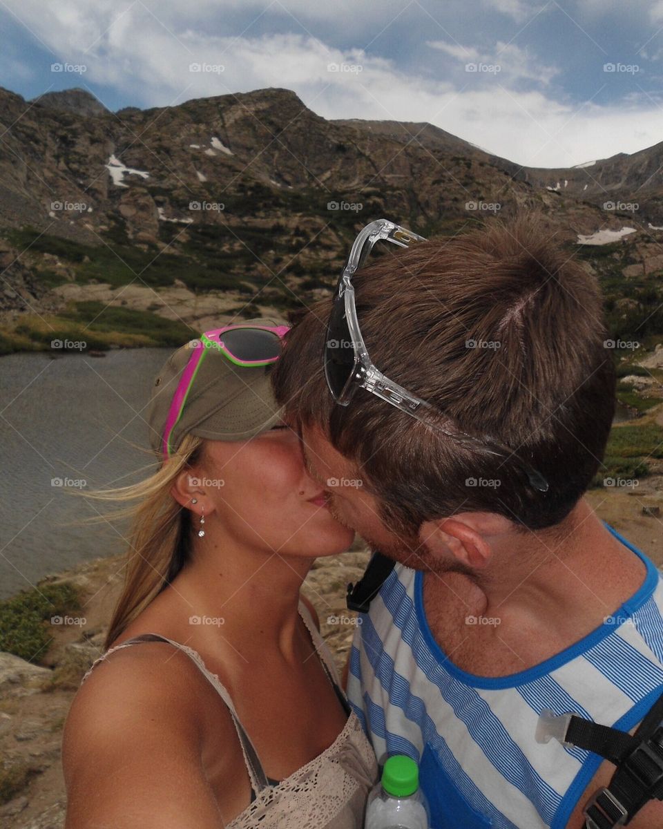 Kiss in the mountains 