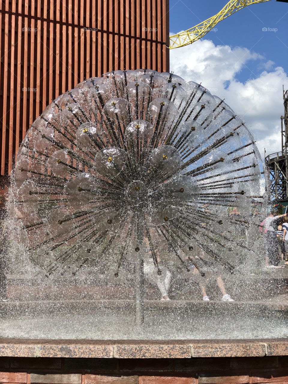 Shapes, round water fountain 