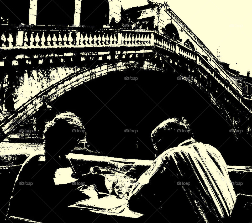 Romance under the bridge