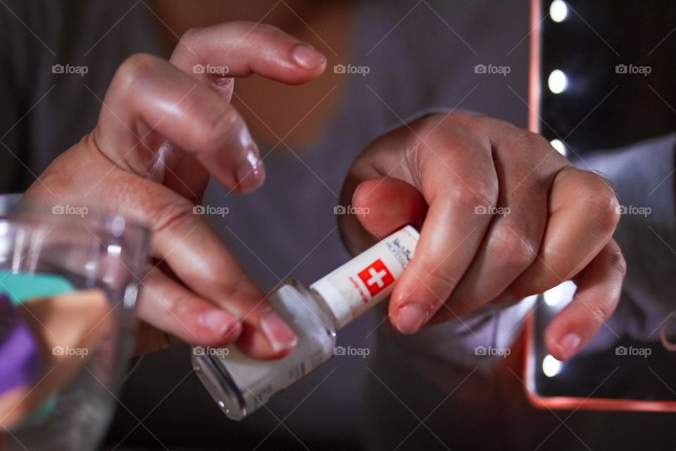 Hand care - SOS repair Evelin nail gel