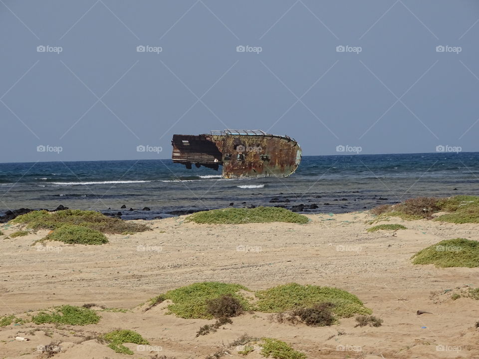 Ship wreck at Ilha do Sal